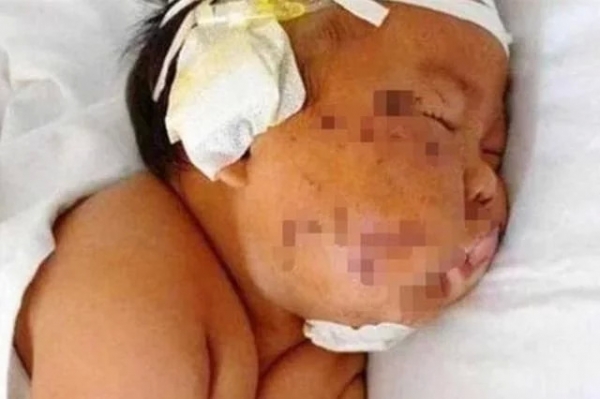 生完宝宝后情绪多变，面对产后抑郁的老婆，老公最好“唯命是从”