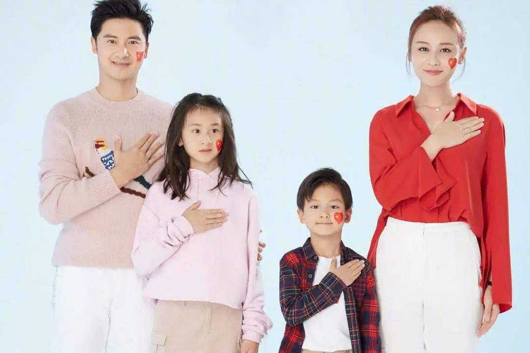 孩子取名宇凡护士手误多加一笔,婴儿出生名字被护士写错了