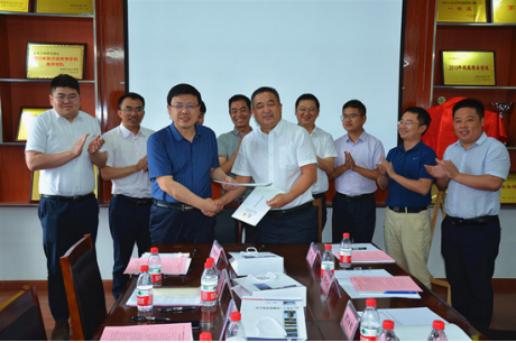 给力!一个月内与6家名企“牵手”,四川这所高校频现“大动作”