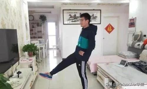 停课不停学美篇范文小学体育课,停课不停练居家体育课小学一年级