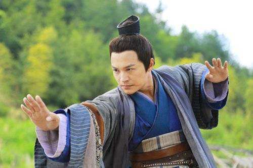 九阳神功和九阴真经哪个难练,九阴真经对战九阳神功谁更胜一筹