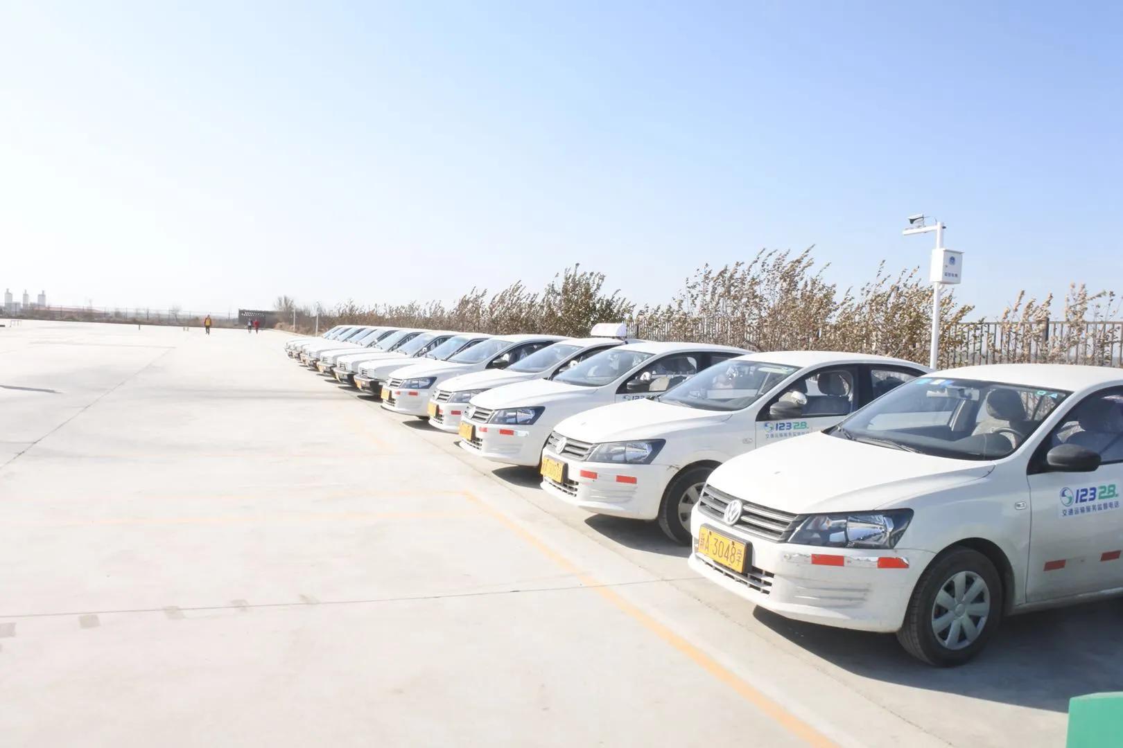 乌鲁木齐自治区驾校排名,乌鲁木齐自治区驾校练车场