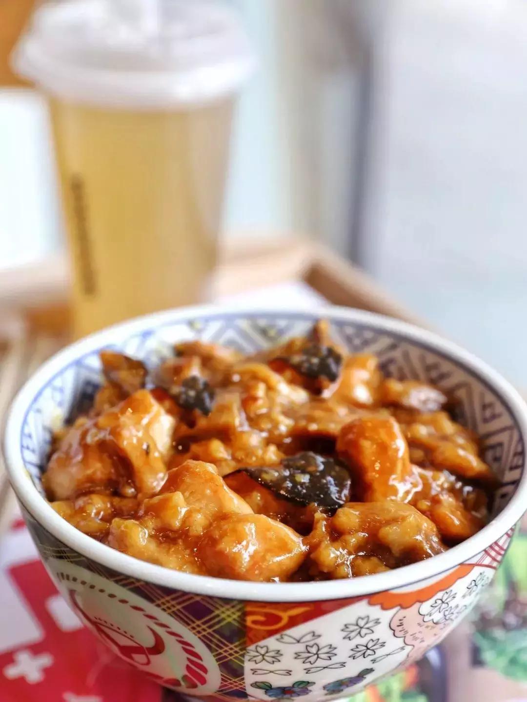 北京吉野家小龙虾饭,牛肉丼饭吉野家