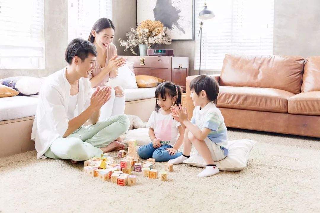 宝宝可以涂口红吗,宝宝爱涂颜色好不好