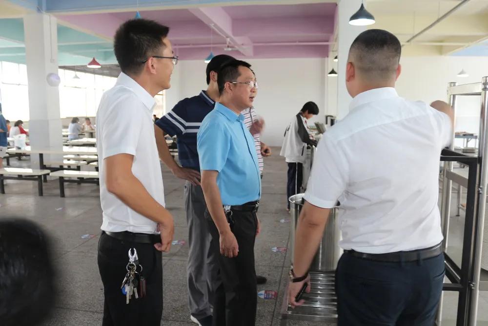 守护舌尖安全呵护师生健康,保护舌尖上的安全在行动