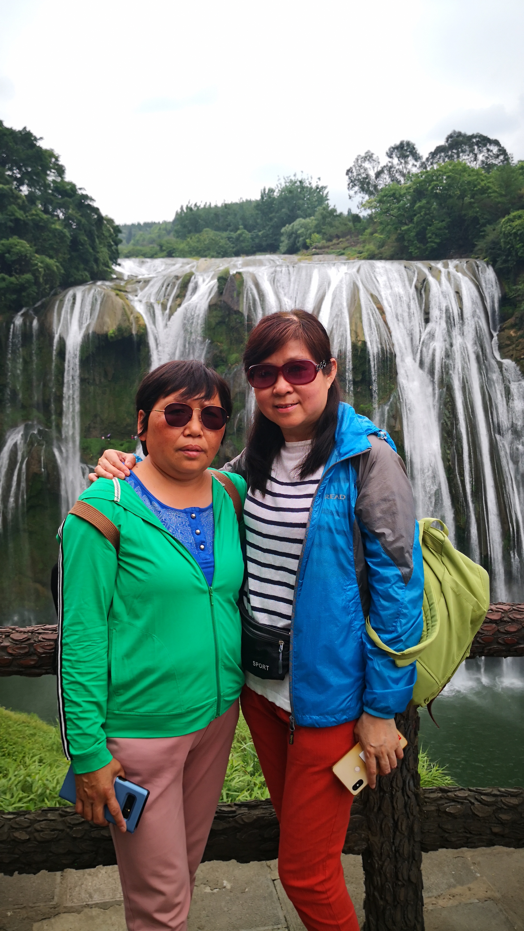 世纪悦途千户苗寨,贵州省西江千户苗寨风情旅行