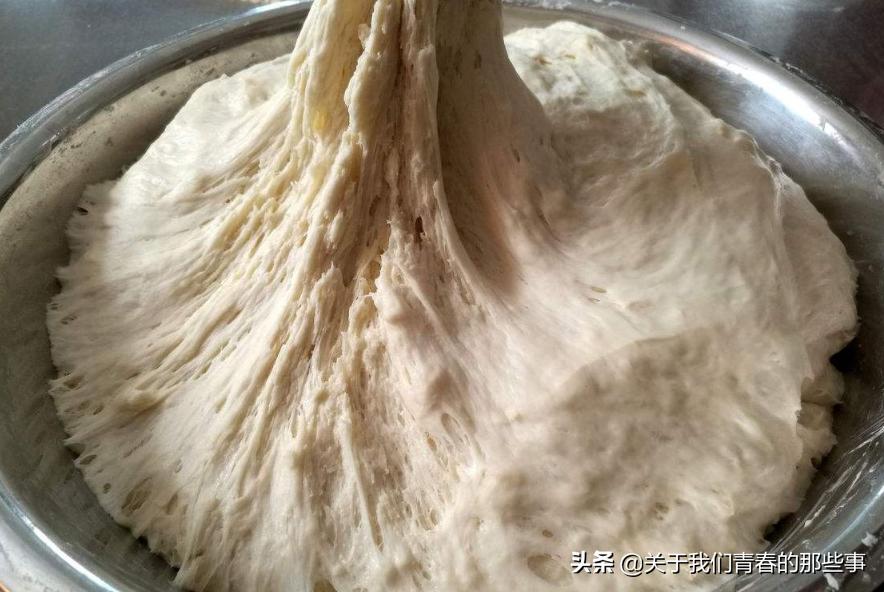 发面,最忌面粉直接加酵母!牢记4点,发酵又快又好,轻松发满盆