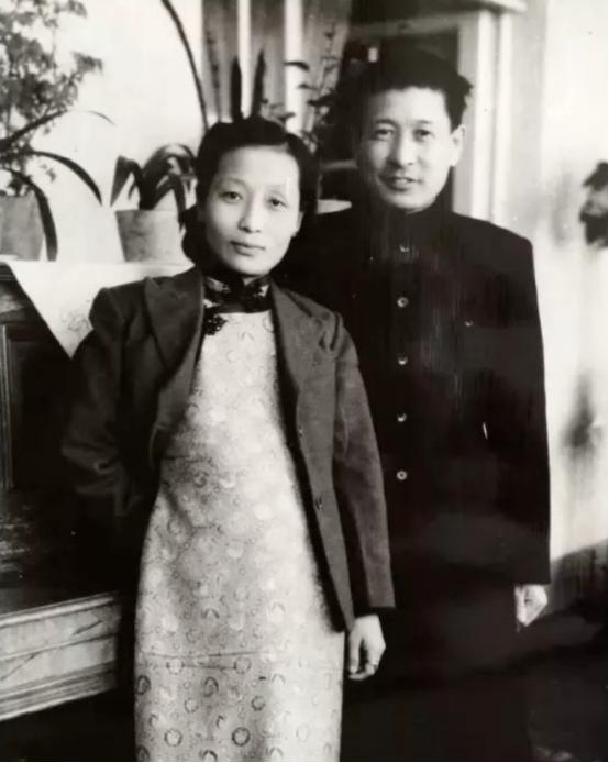 凤凰卫视女主持人柯蓝,柯蓝至今未婚