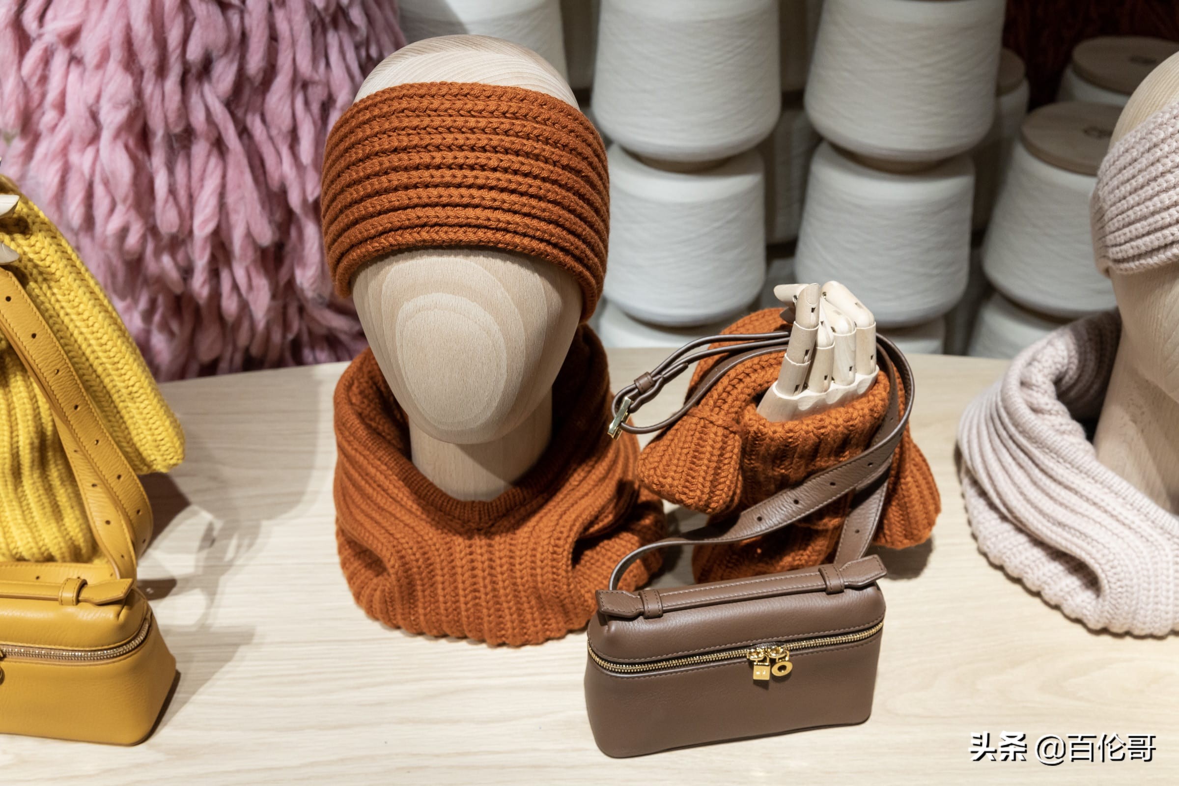 日本东京新宿伊势丹百货店,日本新宿衣服