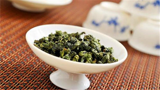 铁观音是什么茶红茶还是绿茶,铁观音是乌龙的一种吗