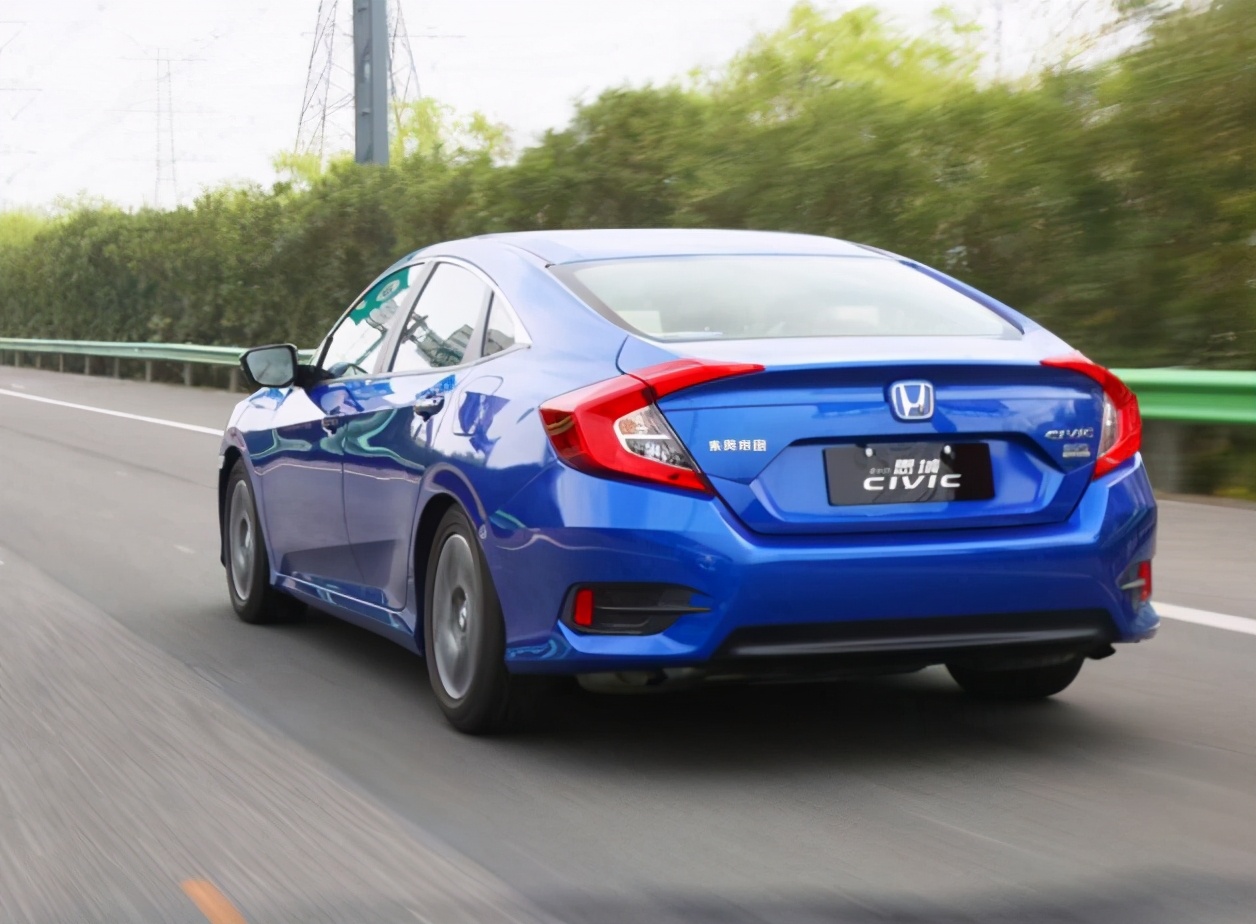 思域怎么样值得买吗,二厢思域比三厢好在哪里