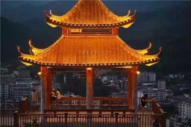 从1000米高处能看风景,从五百米高空看地面什么感觉