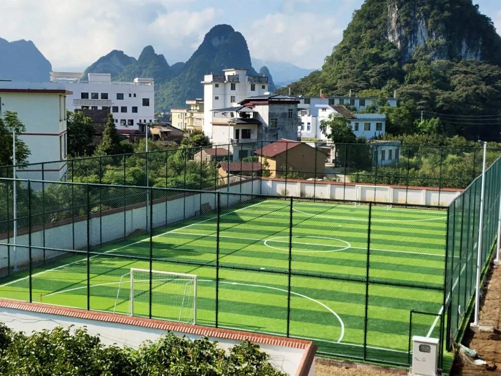 走，踢球去！桂林市平乐县二塘镇的这个足球场正式启用了！