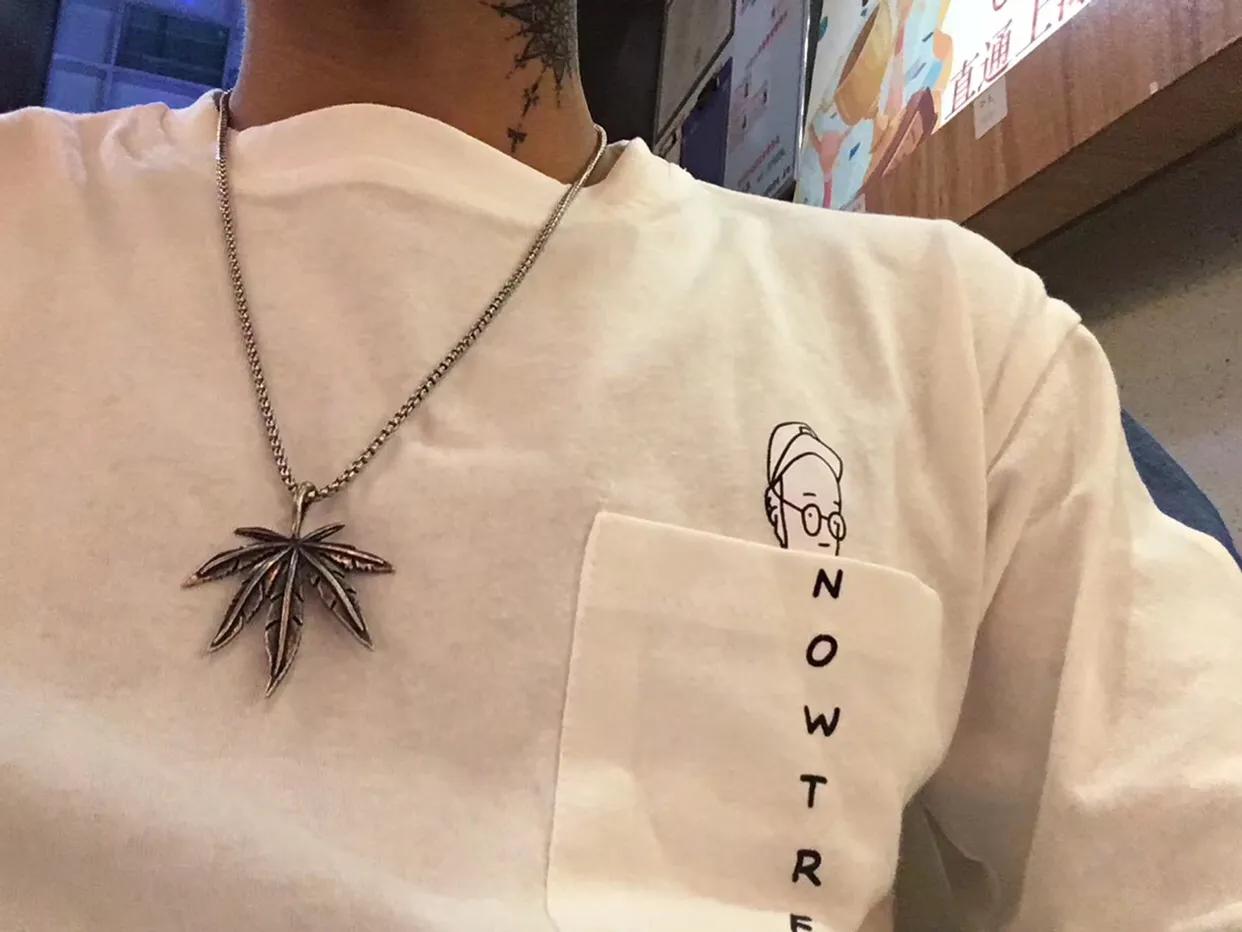 阿祖逆袭,90后没毕业就成富翁