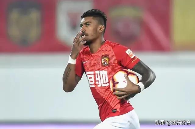 里皮二次执教国足带来哪些改变,国足神锋赛后怎么评价