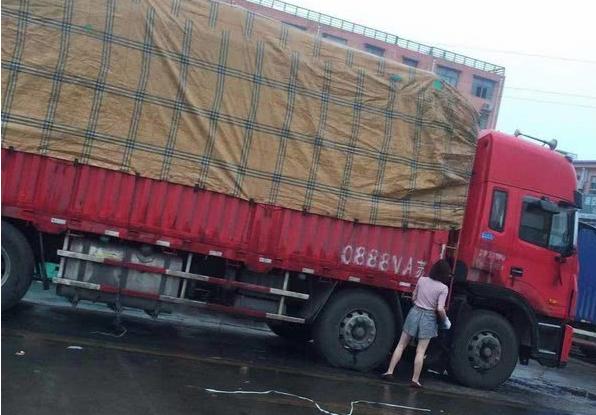 大货车夫妻司机真实生活,大货车夫妻俩