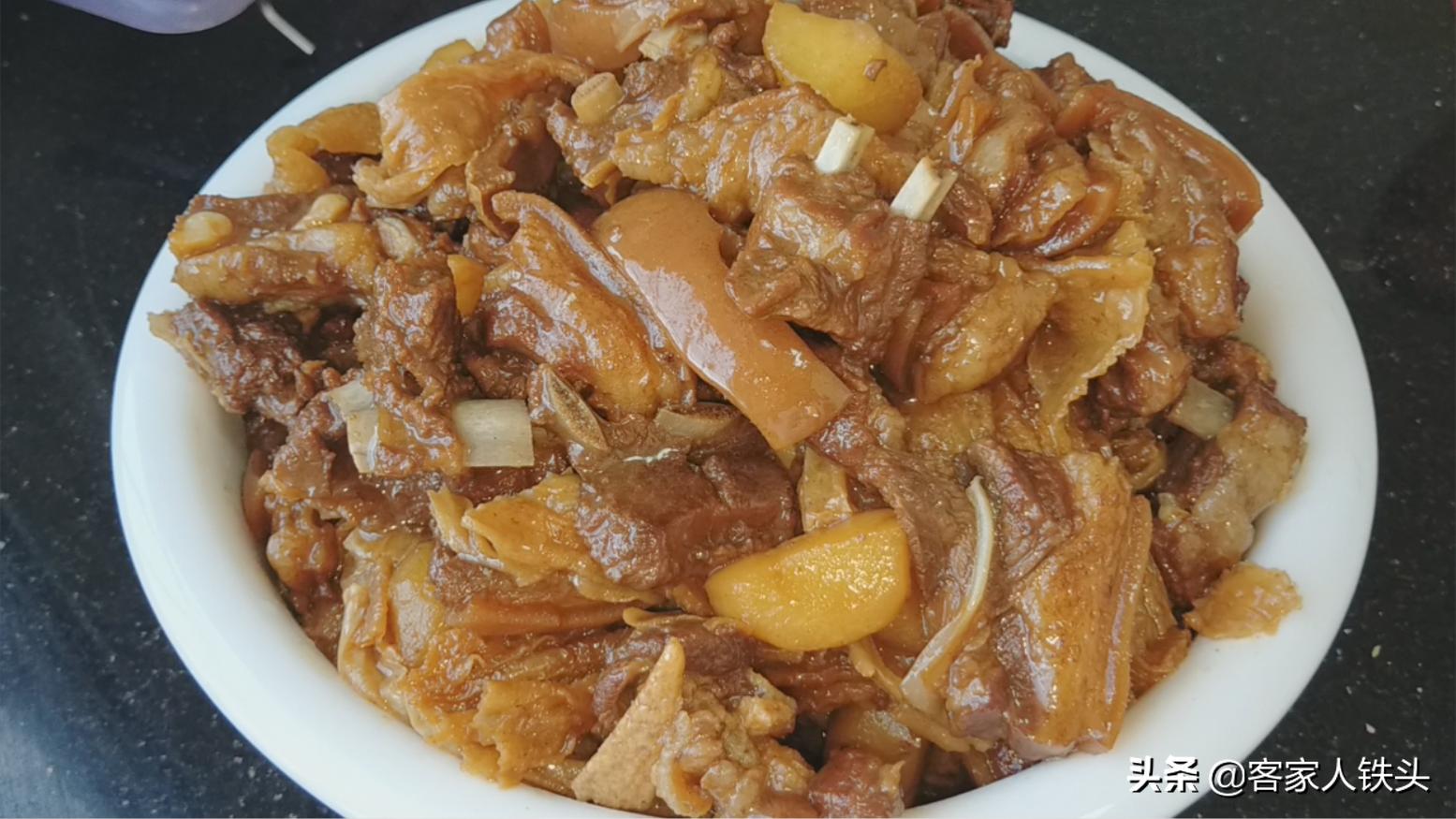 天冷了羊肉火锅怎么做好吃,冬天多吃羊肉教你孜然羊肉的做法