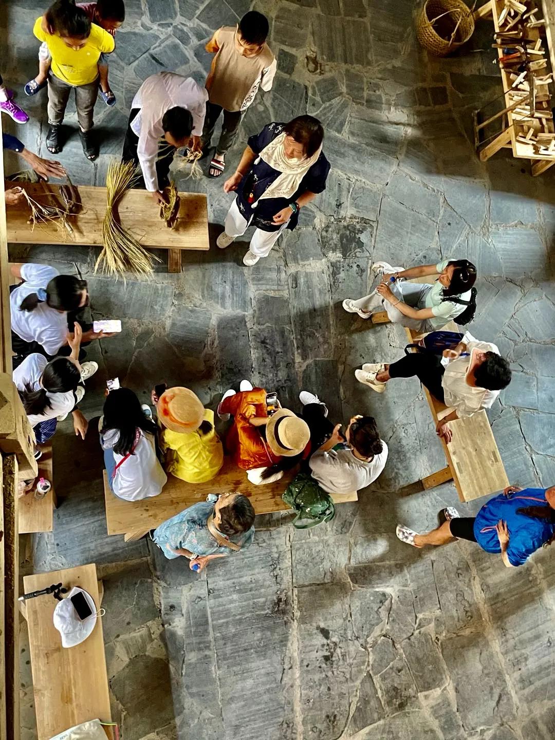 这对父母怎么想到的？把孩子十岁生日变成了学习的动力