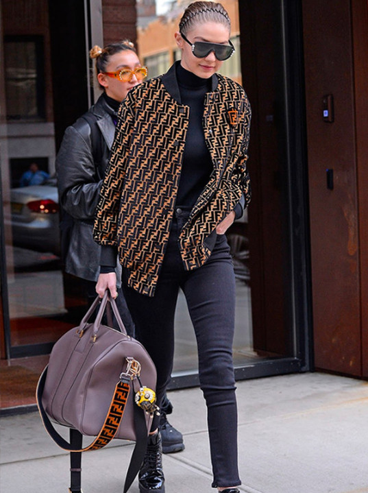 第一个大牌包包怎么买,入手的第一个大牌包包怎么选