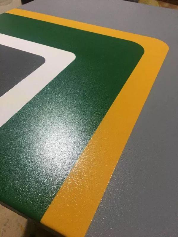 什么是环氧地坪厂家,什么是环氧地坪工人