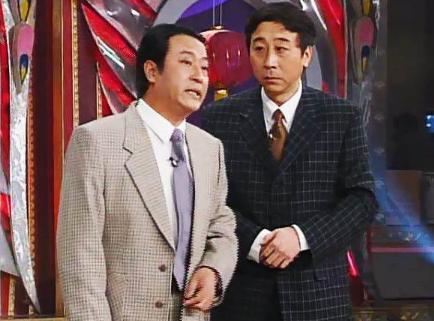 他是冯巩搭档，娶恩人之女，恋25年却在58岁离婚，曾在跳水中晕倒