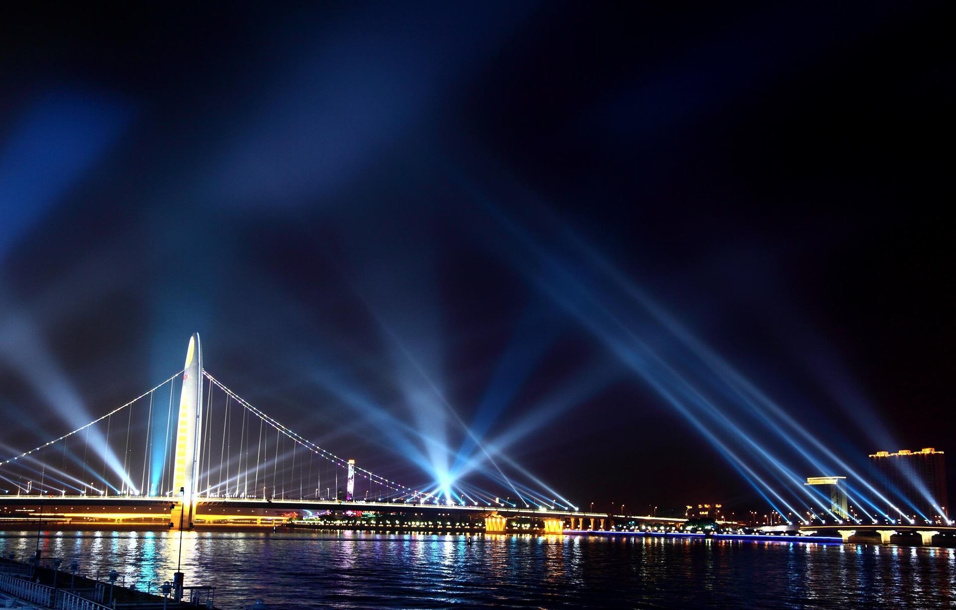 漫游广州,体验广州当地人的悠闲生活