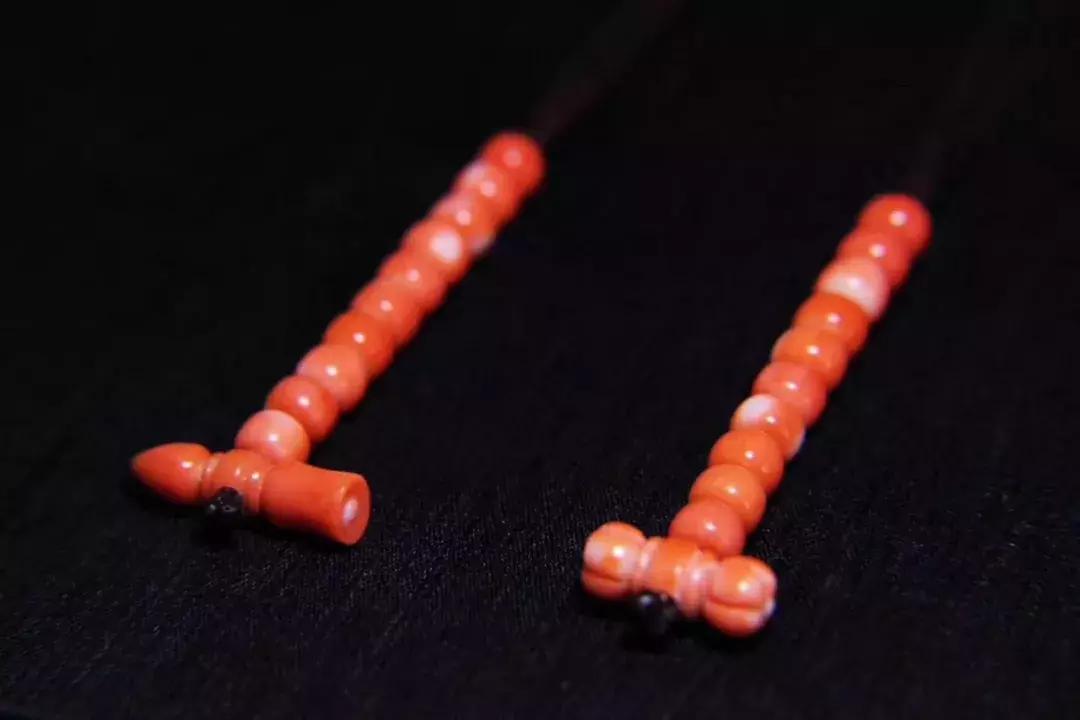 藏式佛珠计数器是怎么用的,佛珠上的计数器怎么挂好看