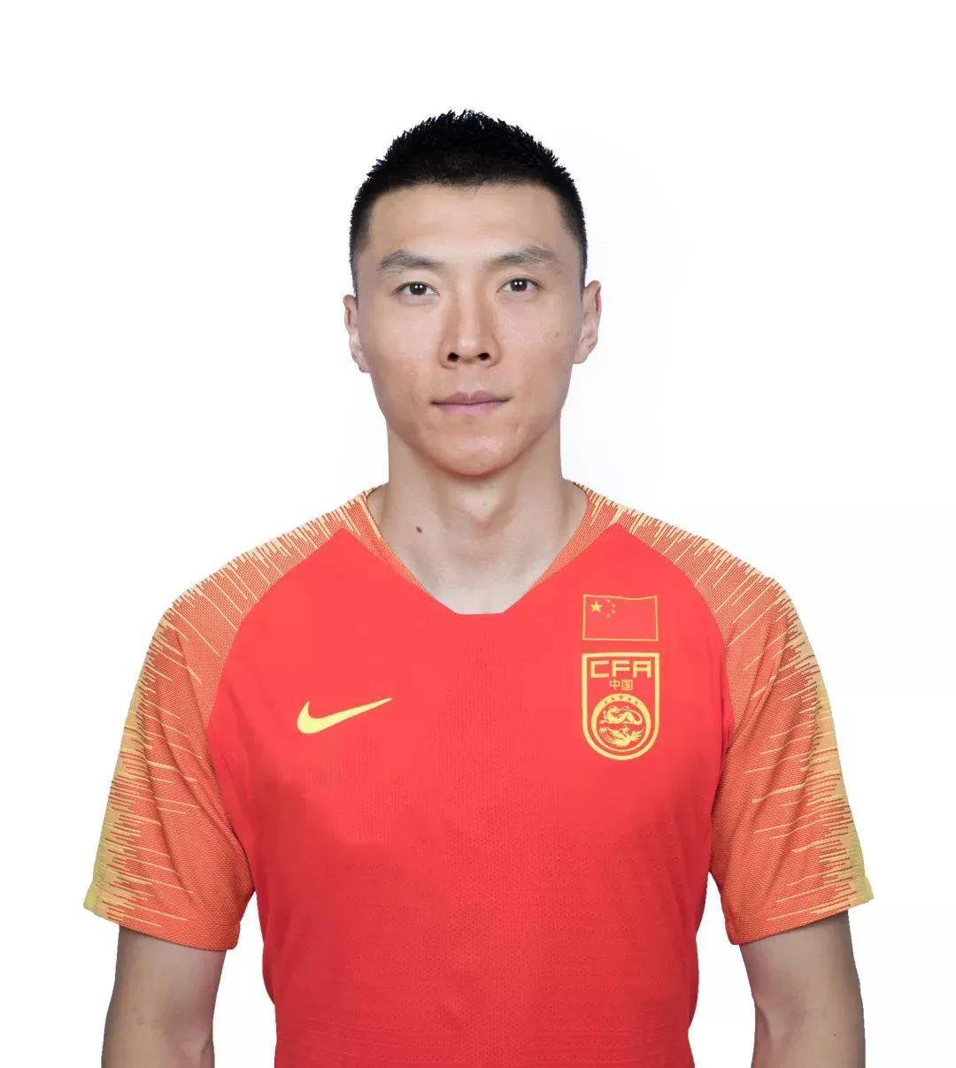 过去十年国足经历了多少位主帅,2010年国足主教练