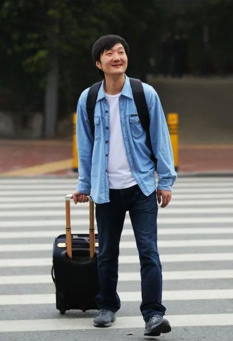 王大治与潘粤明谁强,王大治和潘粤明谁更有名