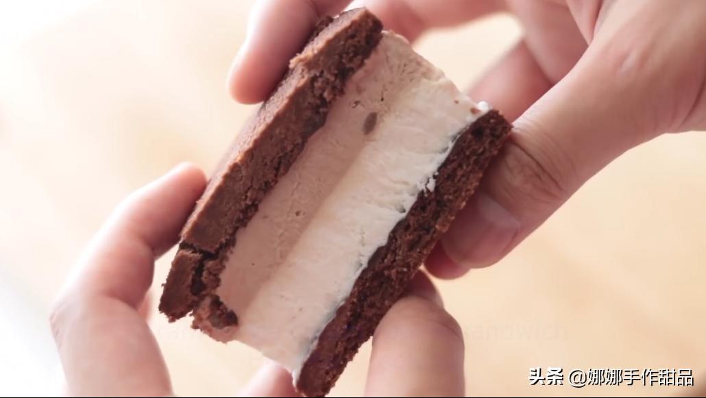 日本冰淇淋三明治,三明治冰淇淋巧克力马卡龙两人吃