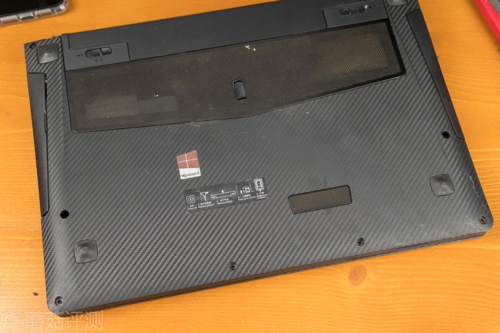 转轴断了维修多少钱,联想y400转轴