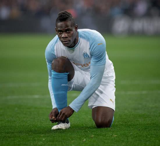 还记得他吗？巴洛特利转会巴甲失败时隔3年有望重返意甲