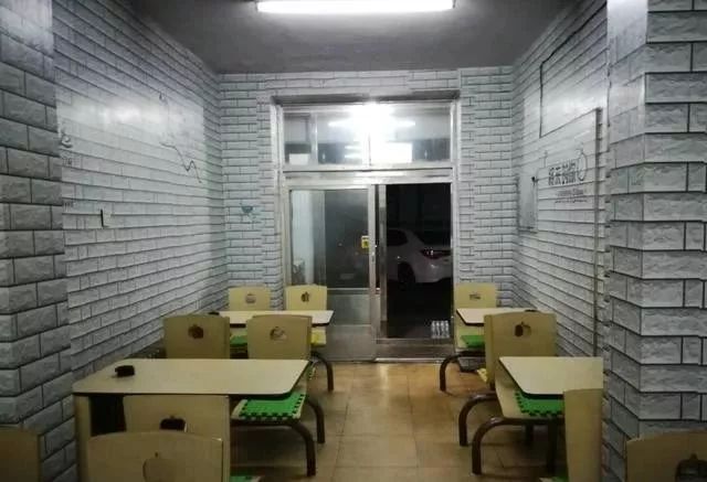 女子含冤入狱5年后出狱索赔50万,蹲牢25年含冤获赔460万