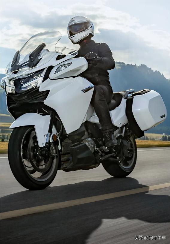 春风国宾1250tr-g2024款多少钱,春风大国宾1250售价