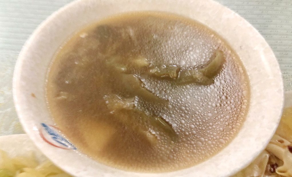 坐绿皮火车去泰山多少钱,坐火车爬泰山要坐到哪里