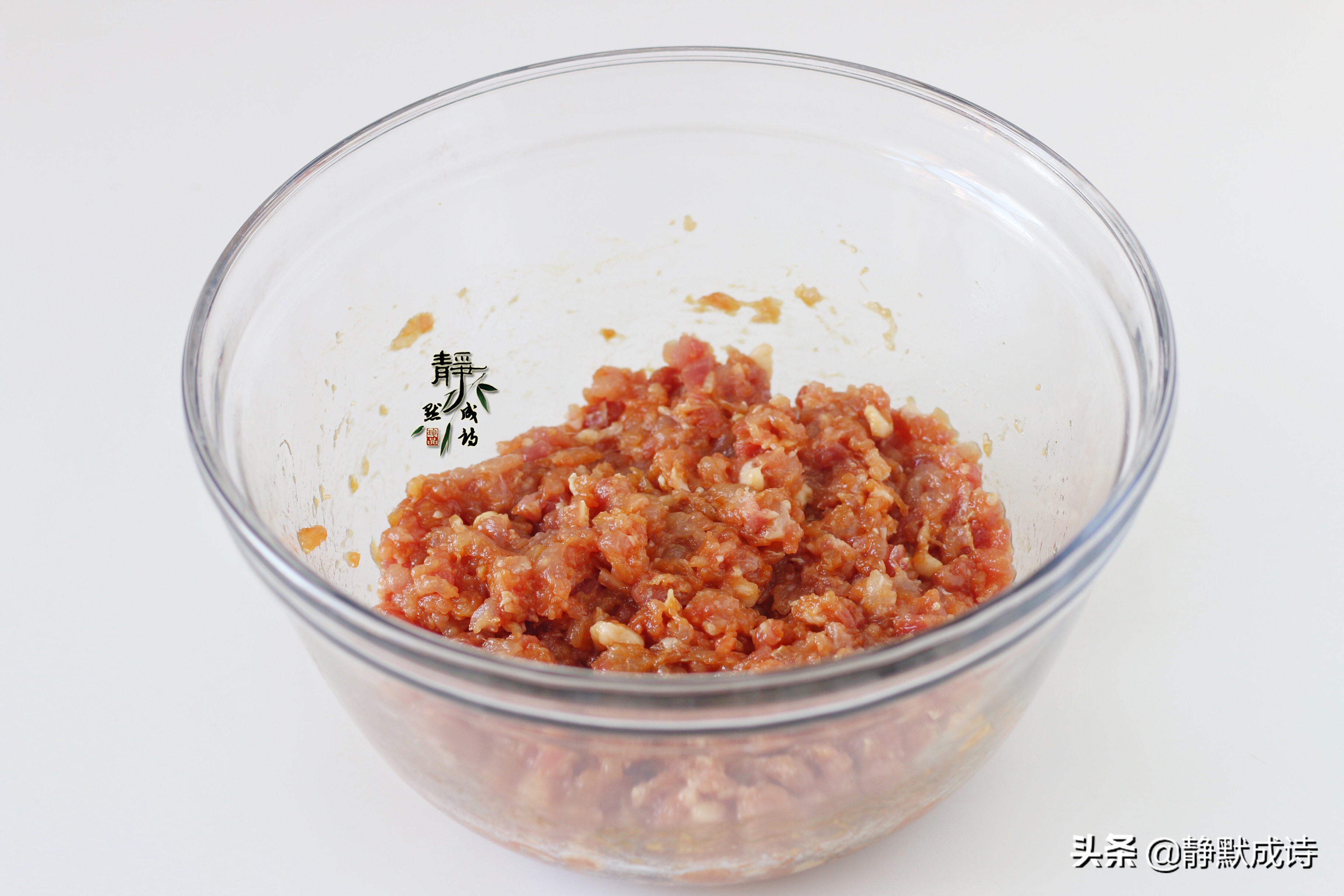 春天啥菜包饺子好吃,此菜软糯q弹