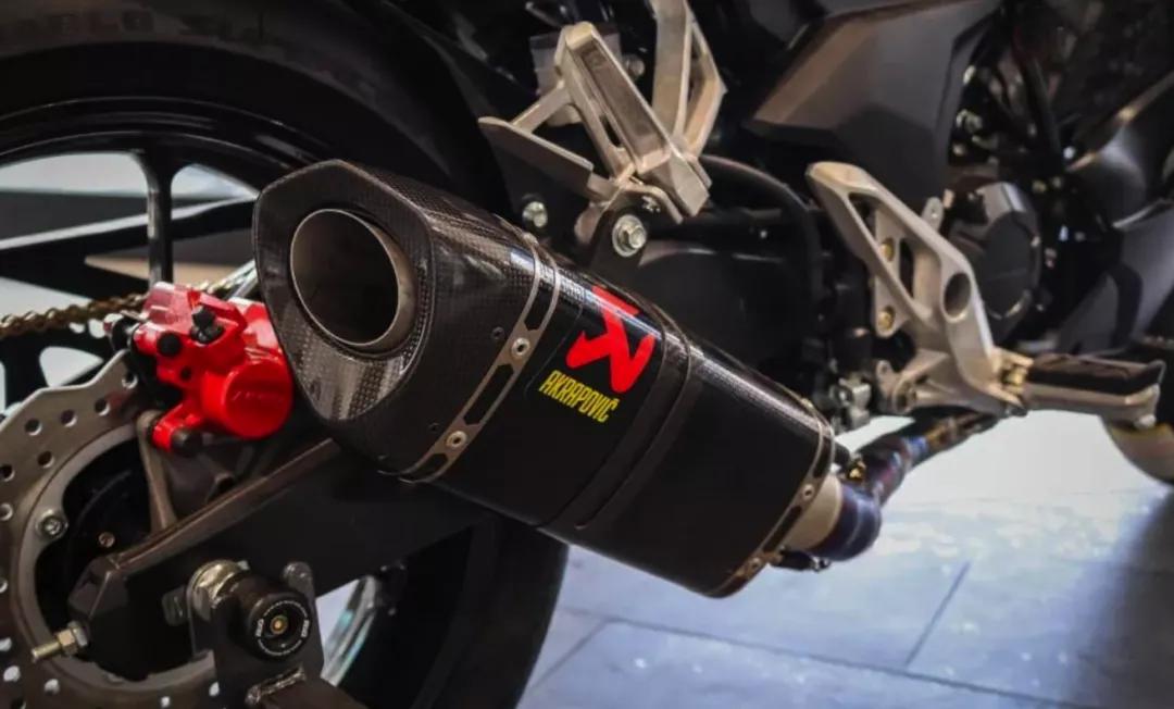 战斗弯梁摩托改装,本田winnerx150弯梁报价