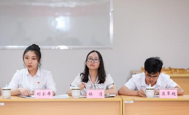 “选调生”有多香?到了30岁之后才明白,高校应届毕业生不要错过