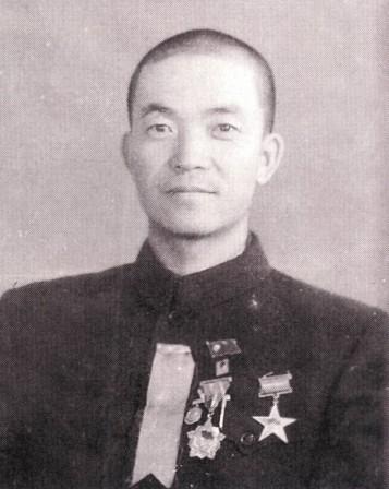 1960年,油田井喷,王进喜带伤跳进搅拌池,才有了今天的大庆油田