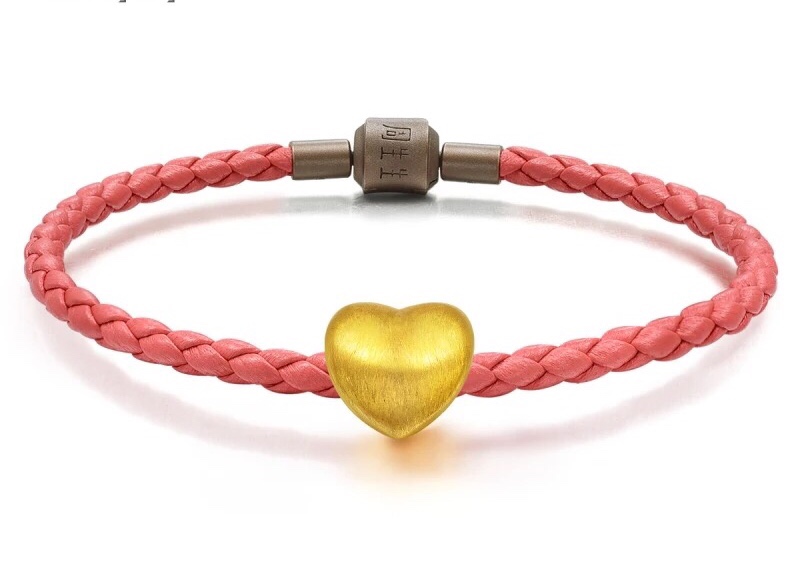 六福珠宝ins风小卷边项链寓意,六福珠宝戒指心形款