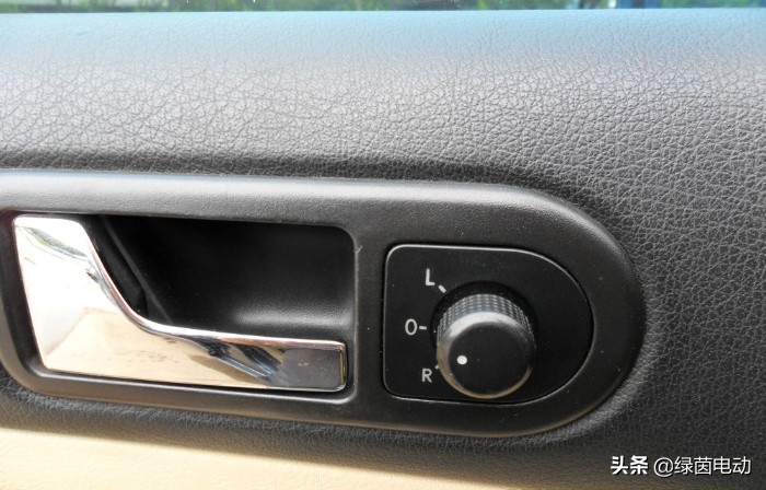 操控之王越野车,玩转20款大众宝来