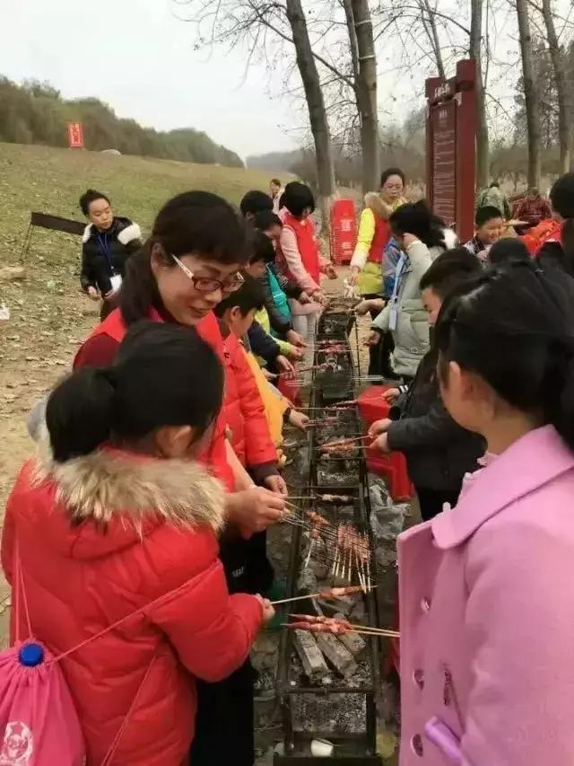 荆州小新星英语培训班,小新星英语补课班招生视频