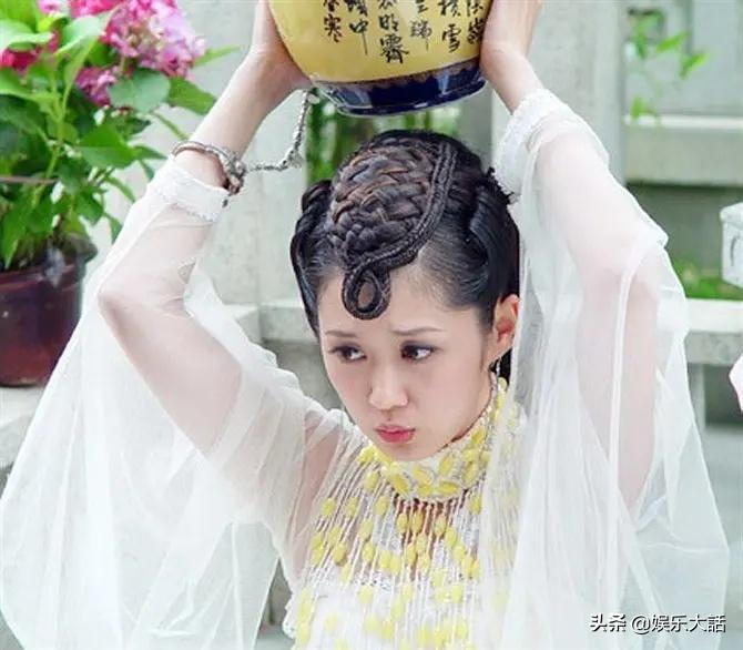 张娜拉说错话的真正翻译,张娜拉当年的翻译