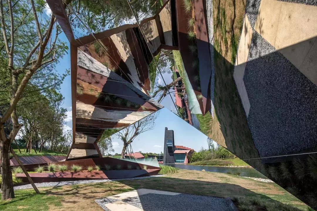 神盘麓湖生态城,麓湖生态城中国神盘