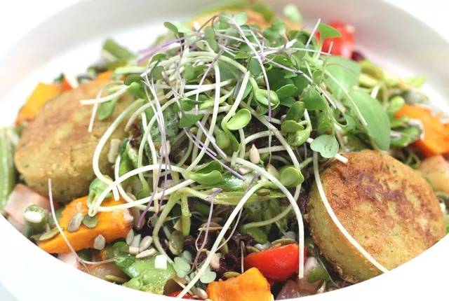 今天愉快地减肥了吗，为你送上魔都“吃草”地图！