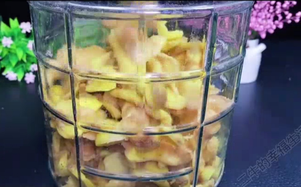 老奶奶腌制萝卜干独家秘诀,民间秘方腌制姜片介绍一下