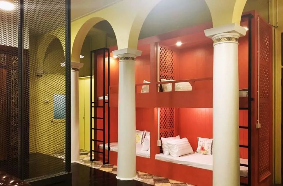 曼谷|瓷砖大佬做出的民宿，真是亮瞎眼