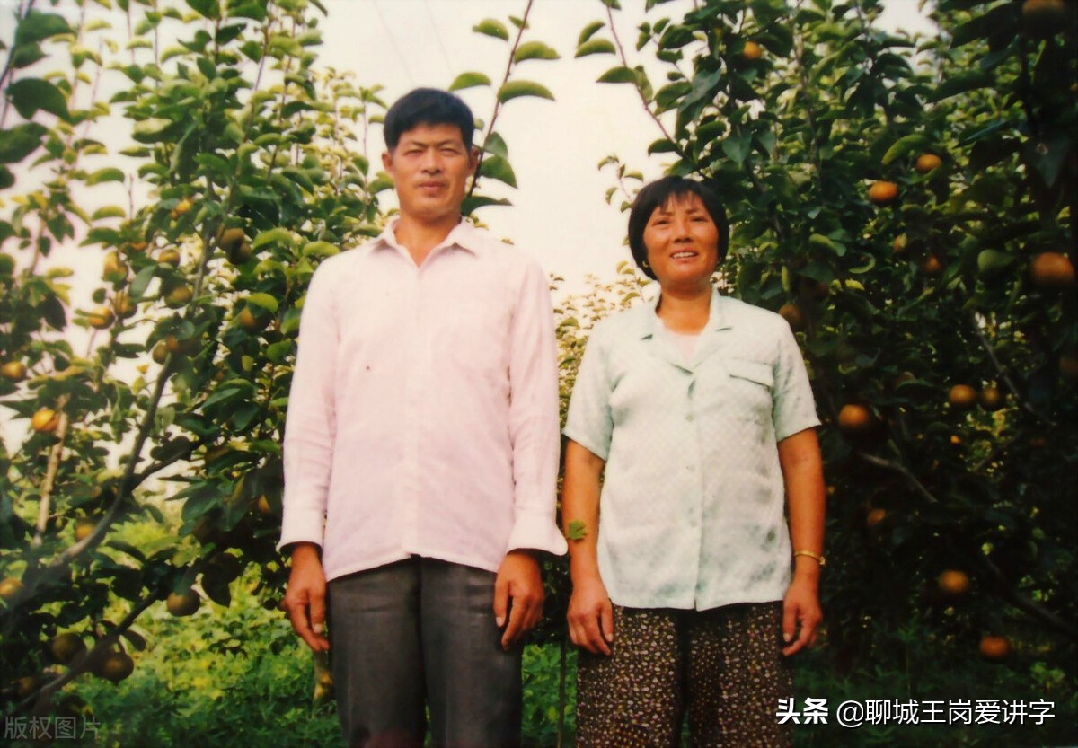 汉字故事：“妗”和“玲”，一个用于长辈，一个用于名字