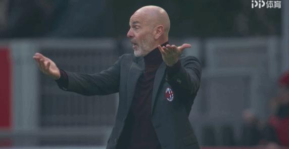 无人防守踢门柱,伊布二次回米兰表现