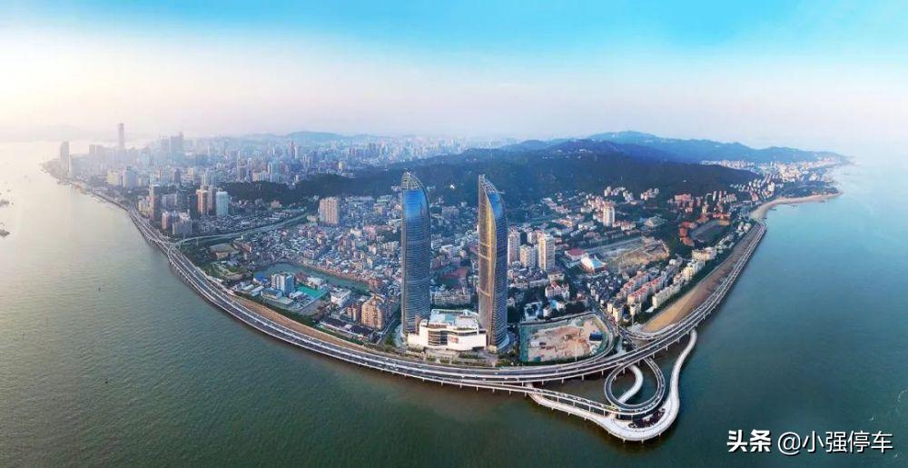 厦门高崎机场附近哪里停车便宜，厦门高崎机场停车费一天多少钱